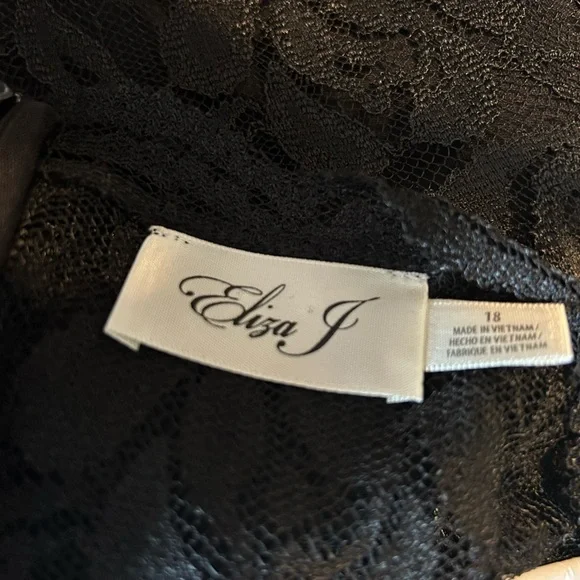 Eliza J Black Long Sleeve Dress - Picture 3 of 3